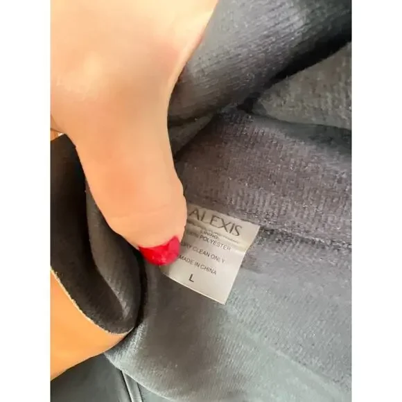 NWT Alexis Long Sleeve Vegan Leather Cameron Mini Dress Color Block Size: Large - Picture 7 of 9